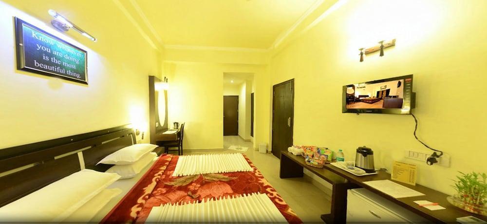 Hotel Hong Kong Inn Amritsar Extérieur photo