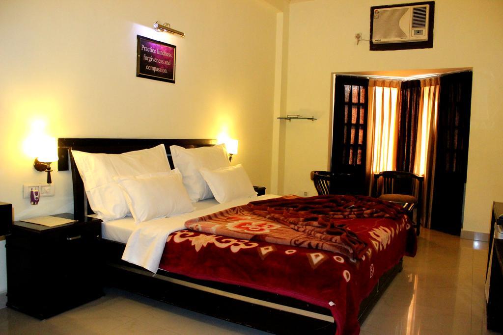 Hotel Hong Kong Inn Amritsar Extérieur photo