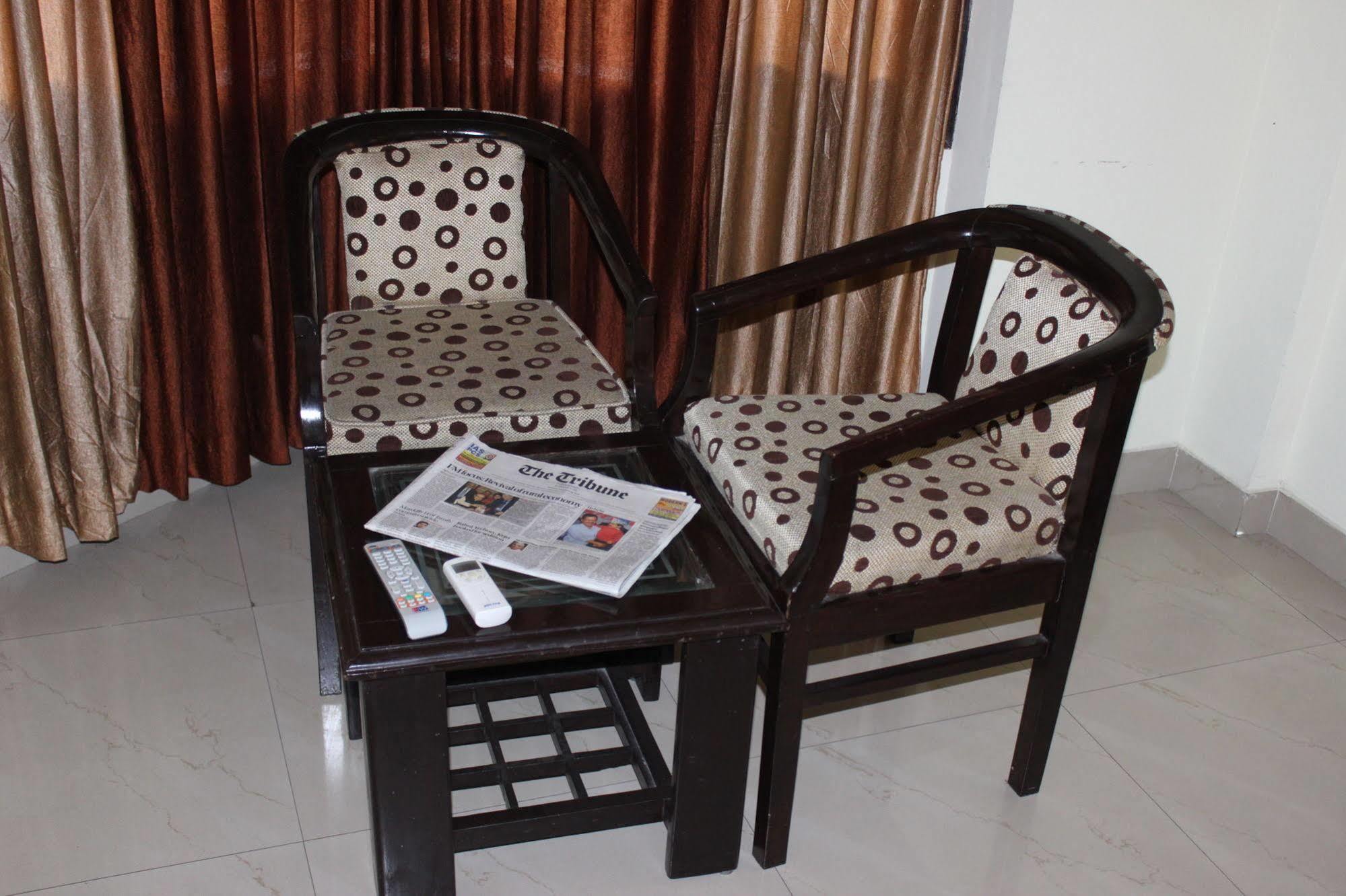 Hotel Hong Kong Inn Amritsar Extérieur photo