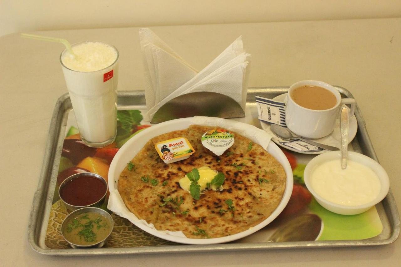 Hotel Hong Kong Inn Amritsar Extérieur photo